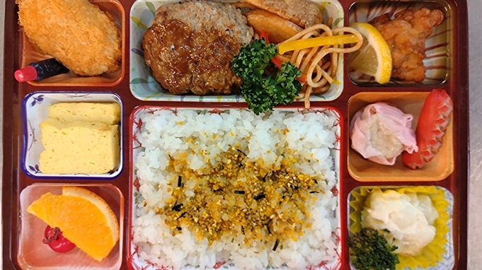 ９マス幕ノ内弁当付き【カンデオオリジナル！夕食弁当付きプラン】朝食付き（弁当C）